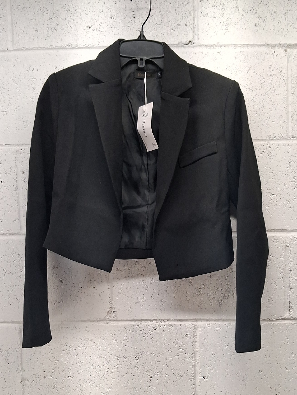NWT Womens Beninos Black Cropped Blazer - Classic Tailored Jacket